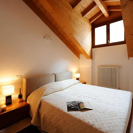 Apartamento Sleeps 4 Pool
