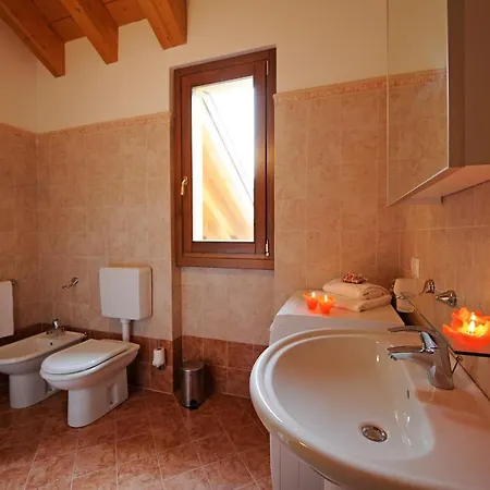 Sleeps 4 Pool * Regoledo